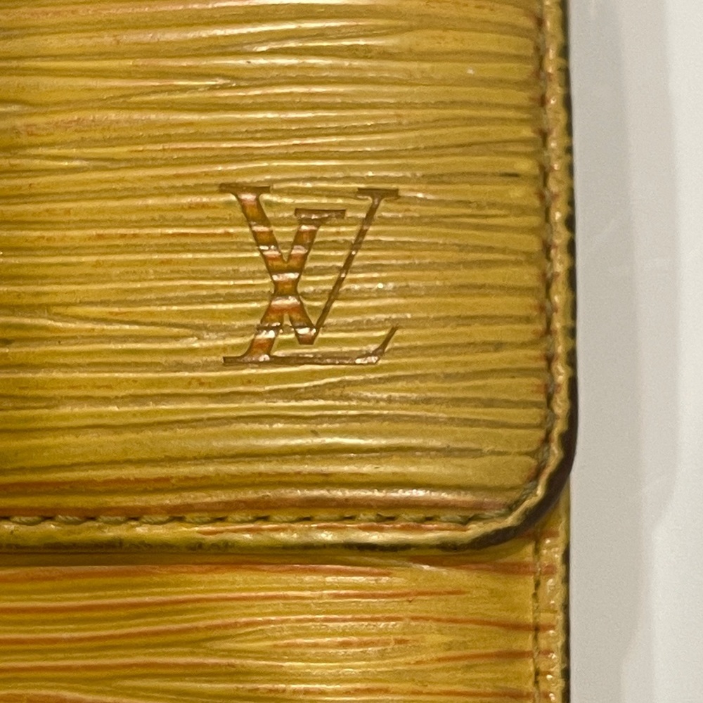 LOUIS VUITTON Epi Portefeuille International Long Wallet Epi Leather - Picture 8 of 15
